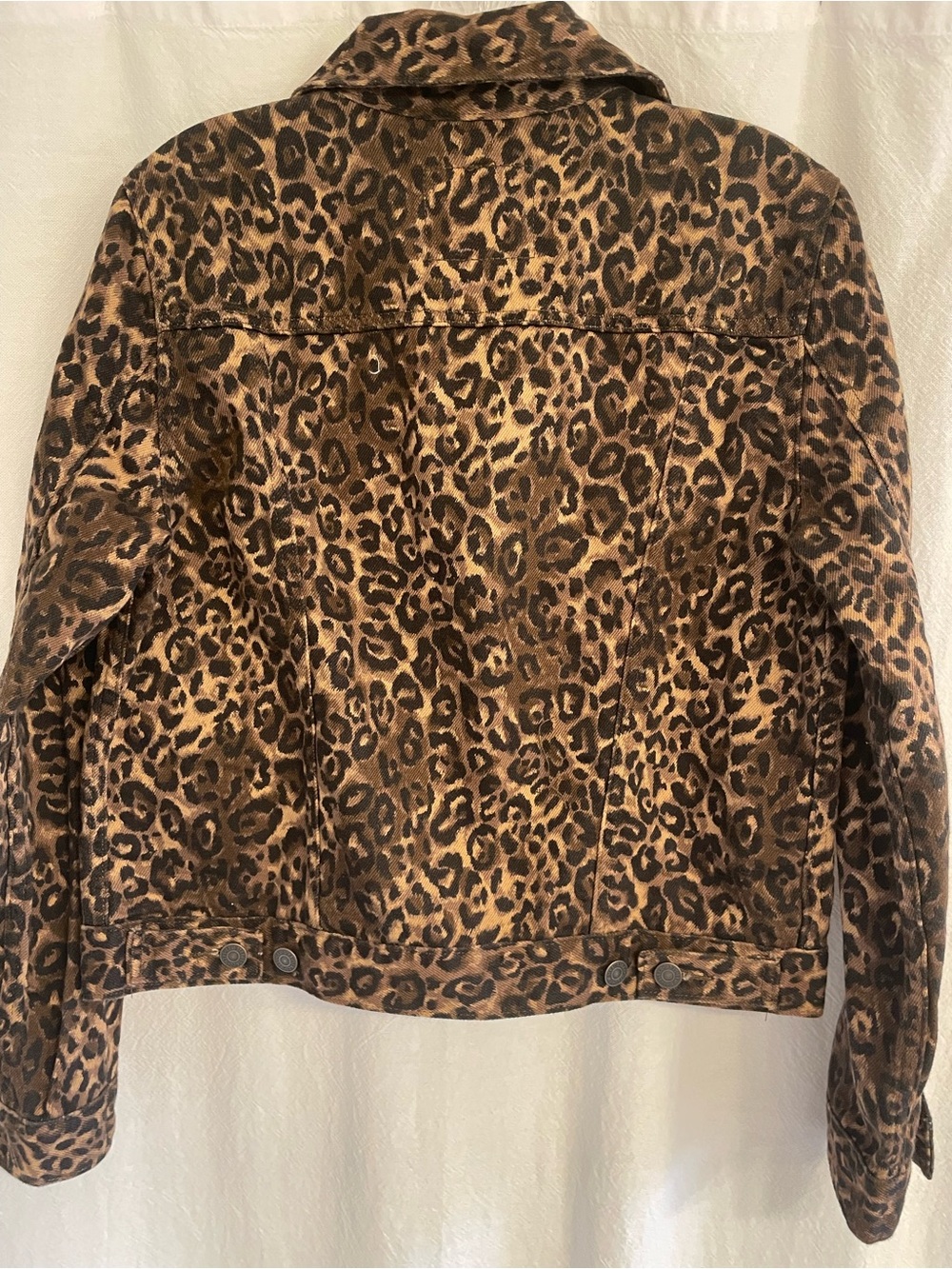 Levi's Women's Leopard Print Denim Jacket - Brown/Black, size Medium - Picture 6 of 7